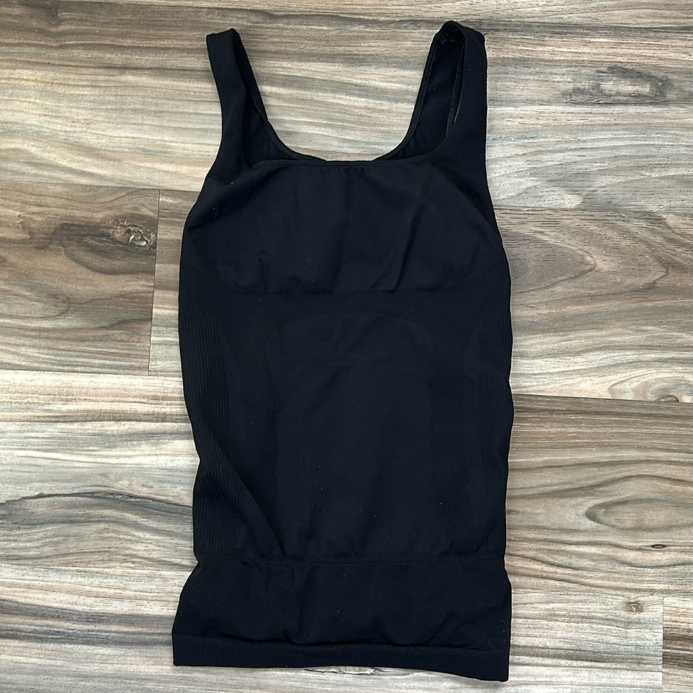 Blanqi Everyday pull-down postpartum and nursing support tank top size large